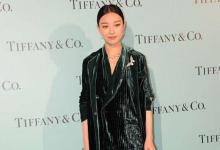 被稱為“街拍模板”的倪妮被粉絲吐槽壯實(shí)?這真的是“鐵桿粉”?