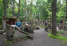 戰(zhàn)斗民族竟把公園改造成健身房,這樣的高技巧操作大寫(xiě)服氣