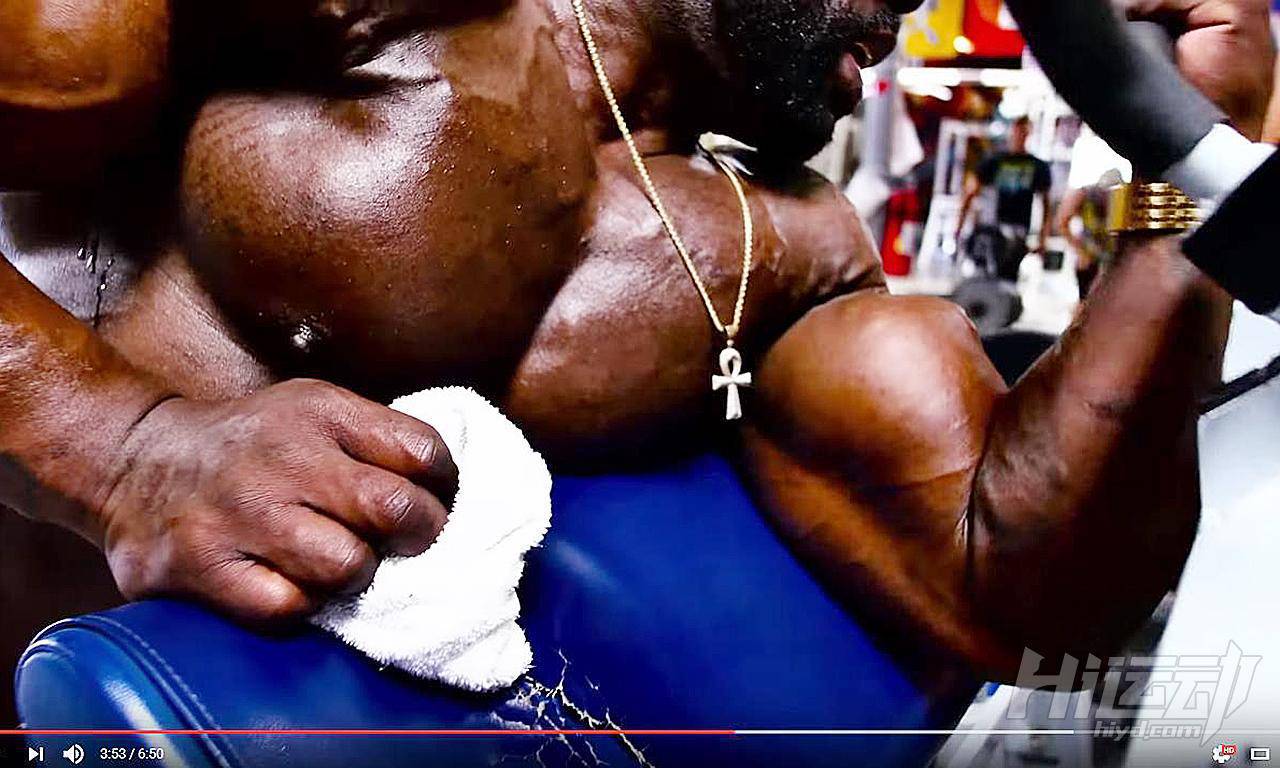 壯如猛獸的黑幫頭目 坐牢11年變健身網(wǎng)紅