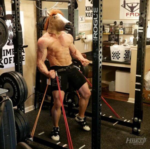 滿腦子都是騷操作！健身界的一股泥石流