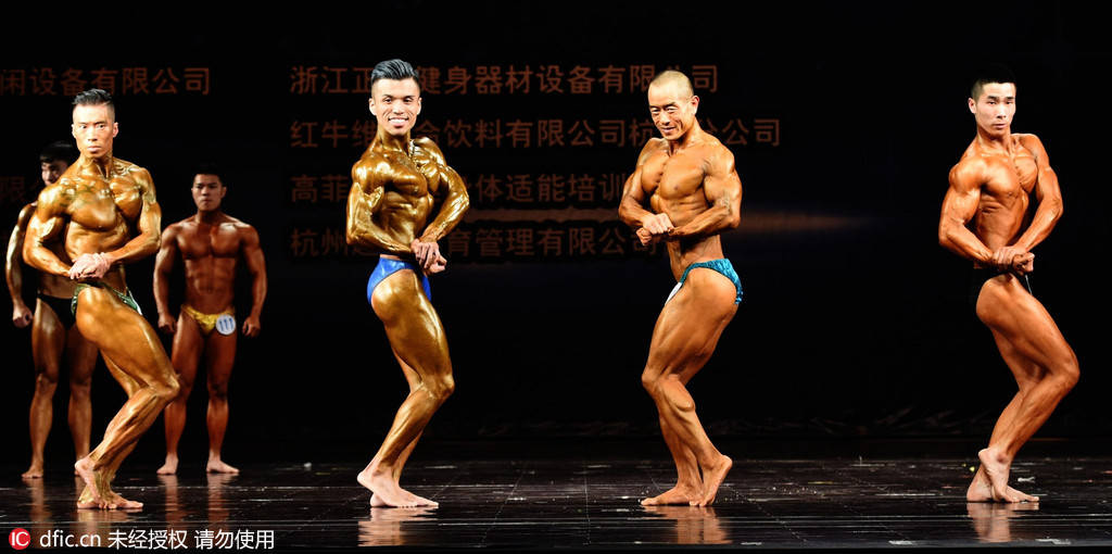 一大波金剛芭比來襲擊 力與美結(jié)合