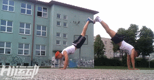 不用器械4年徒手健身！小伙從瘦“鵪鶉”到“肌霸”完美蛻變！