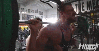 高個子健身本來就難！還因漏斗胸自斷10根肋骨治療