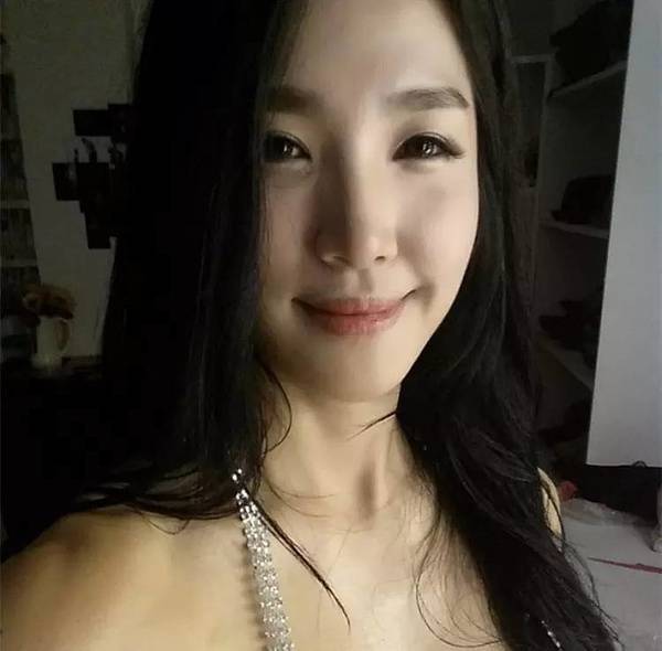 高顏值健身美女李藝琳的健身故事 高顏值健身美女李藝琳的健身故事