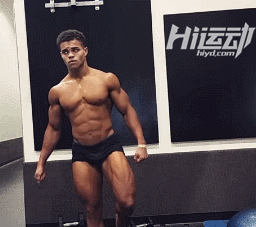 21歲小伙健身太強了：可以控制身體每一塊肌肉跳動