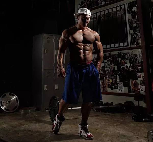 高顏值健身美女李藝琳的健身故事 高顏值健身美女李藝琳的健身故事