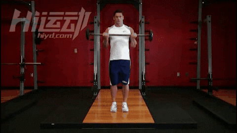 復仇者如何煉成？雷神與黑寡婦私教健身課程