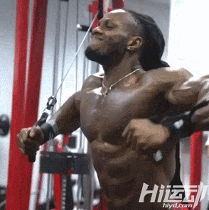 國外黑人天安門前赤裸上身，武警面前束手就擒