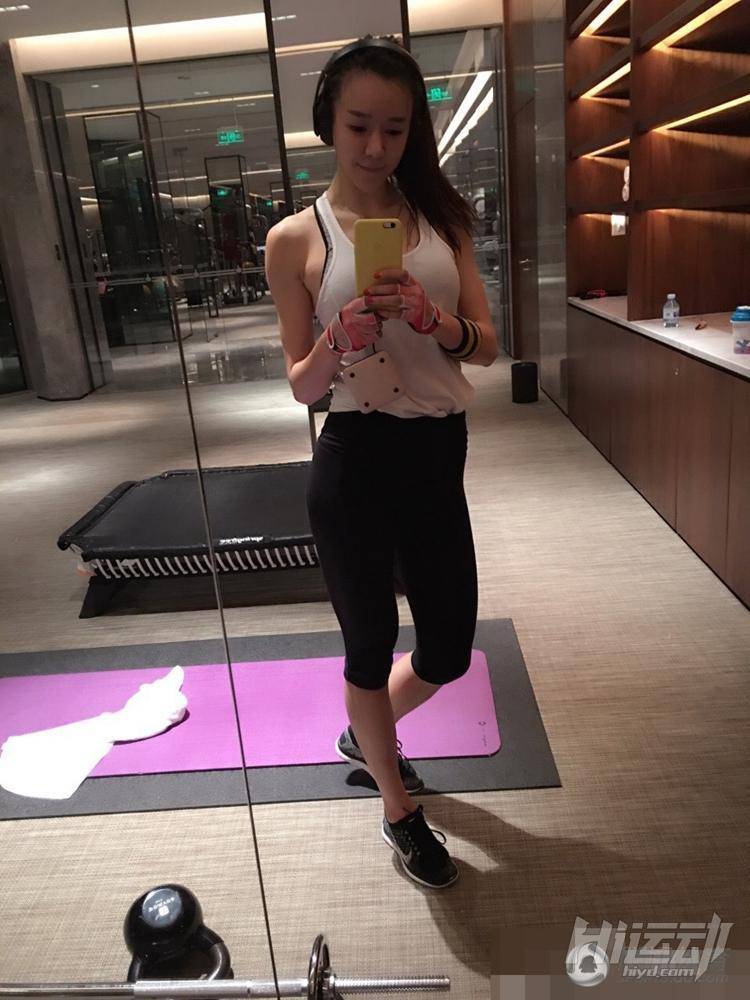 女神修煉記 周韋彤健身香汗淋漓