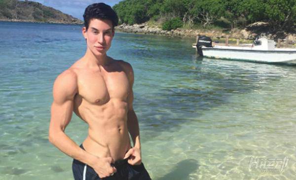 1天讓腹肌“凸顯”是真的！看了過(guò)程后，嚇得我又做了幾組卷腹