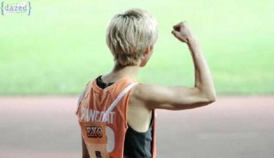 鹿晗出道這四年的肌肉成長(zhǎng)史