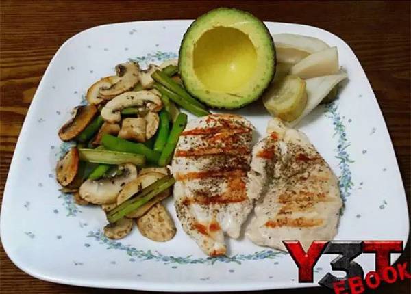 高顏值健身美女李藝琳的健身故事 高顏值健身美女李藝琳的健身故事