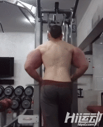 俄羅斯小伙靠“隆”手臂成網(wǎng)紅？用生命在作死！手臂爆了