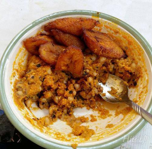 缺少器械自己造！這群非洲小伙健身震驚全球