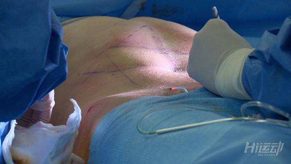 1天讓腹肌“凸顯”是真的！看了過(guò)程后，嚇得我又做了幾組卷腹