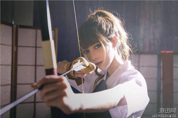 臺灣Showgirl曬健身照 緊身衣褲秀身材