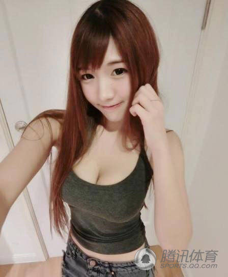 泰國(guó)主播棒糖妹曬私照 “球”賽又升級(jí)