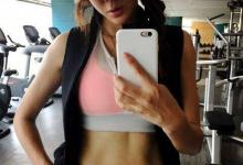 馬甲線超明顯 周韋彤曬健身美照