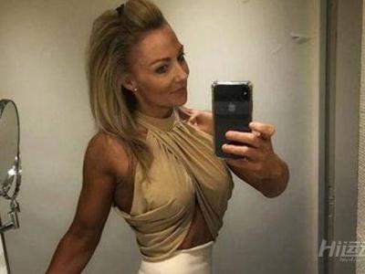 國外42歲阿姨泡在健身房，如今擁有不輸年輕人的身材