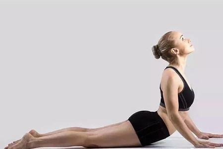 強(qiáng)身健體靠瑜伽，盤點(diǎn)訓(xùn)練過程中不得不注意的技巧