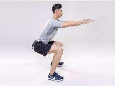 深蹲的好處,女人練習這五種深蹲瑜伽動作讓身材更迷人