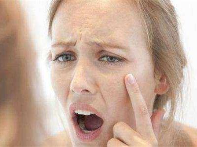 女性護膚不僅僅需要護膚品來保養,練好這些瑜伽動作更有效