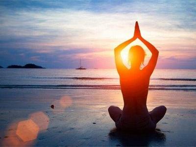 月經量少是什么原因,做好這些床上運動改善月經不調