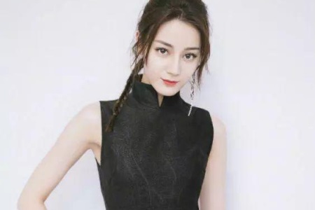 女性練習瑜伽氣質會改變許多，看看迪麗熱巴就知道了