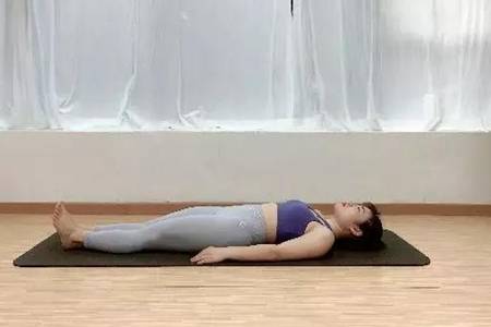 頸椎病的自我治療方法,跟著瑜伽初入門教學視頻來學習-易網健康<a href=http://www.jsjjzhkt.cn/jkys/ target=_blank class=infotextkey>養生</a>網 頸椎病的自我治療方法,跟著瑜伽初入門教學視頻來學習