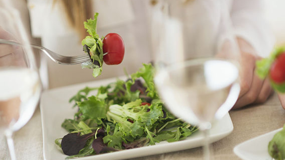 晚上用白醋7天暴瘦38斤方法-易網(wǎng)健康<a href=http://www.jsjjzhkt.cn/jkys/ target=_blank class=infotextkey>養(yǎng)生</a>網(wǎng) 晚上用白醋7天暴瘦38斤方法