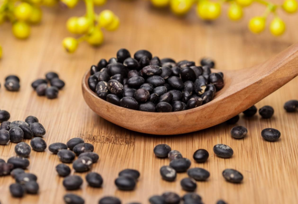 吃黑豆一個(gè)月效果明顯