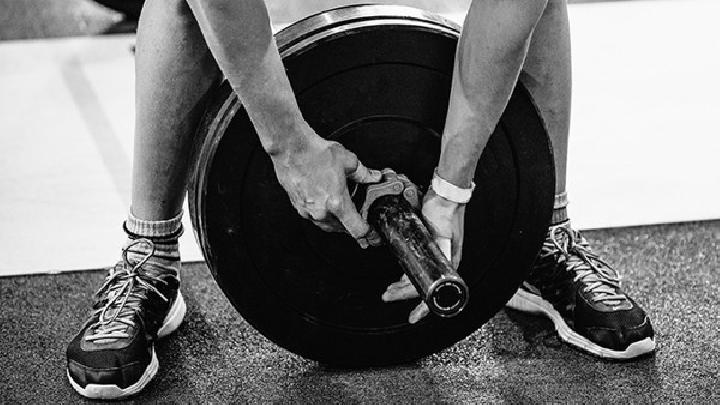 飲食減肥究竟要吃什么好 7大負熱量食物減肥效果好-易網健康<a href=http://www.jsjjzhkt.cn/jkys/ target=_blank class=infotextkey>養生</a>網 飲食減肥究竟要吃什么好 7大負熱量食物減肥效果好