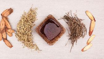 瘦身知識 擔心吃巧克力會發(fā)胖?聽聽食品專家怎么說-易網健康<a href=http://www.jsjjzhkt.cn/jkys/ target=_blank class=infotextkey>養(yǎng)生</a>網 瘦身知識 擔心吃巧克力會發(fā)胖?聽聽食品專家怎么說