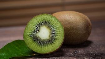 減肥妙招 改吃椰菜花飯,一個(gè)月內(nèi)減重5公斤-易網(wǎng)健康<a href=http://www.jsjjzhkt.cn/jkys/ target=_blank class=infotextkey>養(yǎng)生</a>網(wǎng) 減肥妙招 改吃椰菜花飯,一個(gè)月內(nèi)減重5公斤