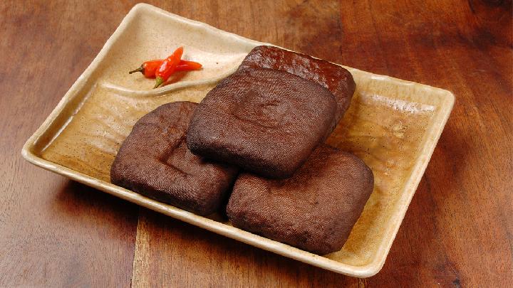 玉米低熱量減肥食譜助瘦身! 推薦四款玉米減肥食譜-易網健康<a href=http://www.jsjjzhkt.cn/jkys/ target=_blank class=infotextkey>養生</a>網 玉米低熱量減肥食譜助瘦身! 推薦四款玉米減肥食譜