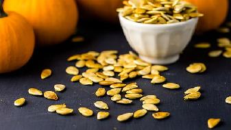 脂肪肝要減肥,推薦這個(gè)調(diào)理食譜-易網(wǎng)健康<a href=http://www.jsjjzhkt.cn/jkys/ target=_blank class=infotextkey>養(yǎng)生</a>網(wǎng) 脂肪肝要減肥,推薦這個(gè)調(diào)理食譜