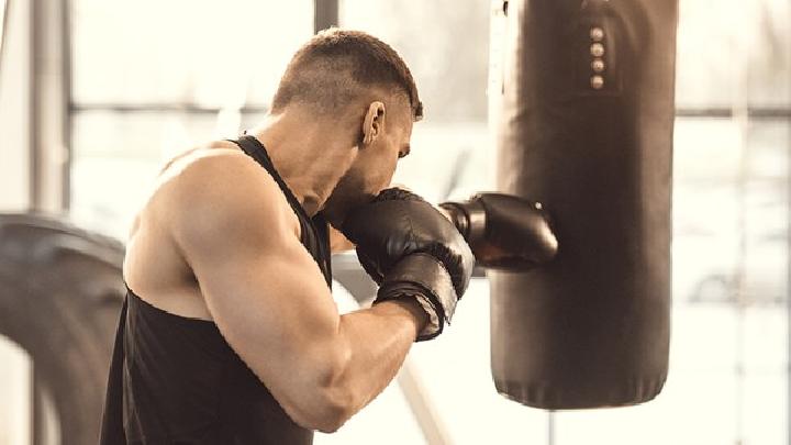 跑步要多久才能達到減肥效果 8招讓你跑步減肥更有效-易網<a href=http://www.jsjjzhkt.cn/ target=_blank class=infotextkey>健康養生</a>網 跑步要多久才能達到減肥效果 8招讓你跑步減肥更有效