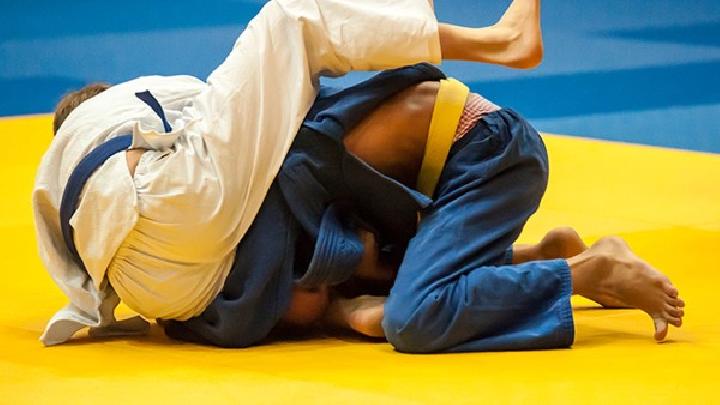 怎么做深蹲提高性能力 5個運動也可以提高性能力