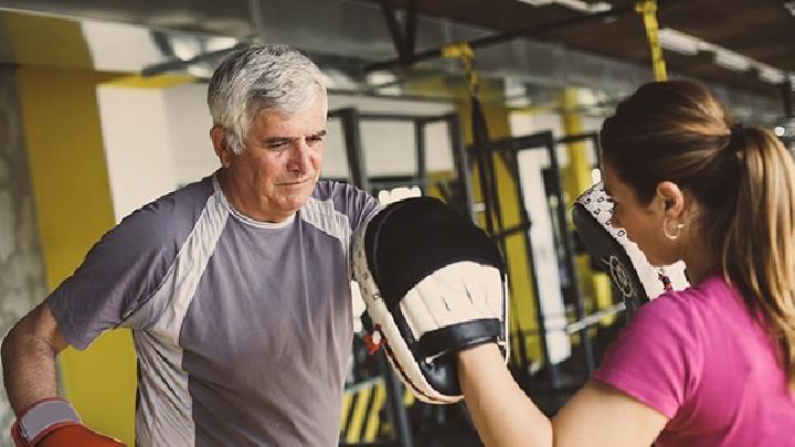 怎么才能快速減肥? 6個快速減肥的捷徑要知道-易網健康<a href=http://www.jsjjzhkt.cn/jkys/ target=_blank class=infotextkey>養生</a>網 怎么才能快速減肥? 6個快速減肥的捷徑要知道