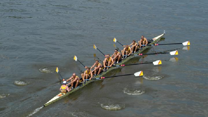 導(dǎo)致臉部浮腫的原因有哪些？7種消除臉部浮腫的食物要多吃