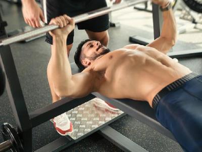 運動減肥時可以喝水嗎？運動減肥期間如何喝水？