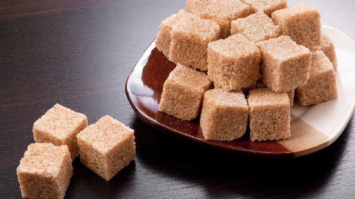 什么運動減肥效果好？競走和跑步哪個更減肥呢？