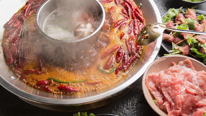 跳繩能減肥嗎?跳繩減肥到底會反彈嗎?-易網<a href=http://www.jsjjzhkt.cn/ target=_blank class=infotextkey>健康養生</a>網 跳繩能減肥嗎?跳繩減肥到底會反彈嗎?