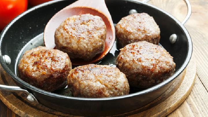 最有效的減肥瑜伽是什么?推薦這4招減肥瑜伽甩走贅肉-易網(wǎng)<a href=http://www.jsjjzhkt.cn/ target=_blank class=infotextkey>健康養(yǎng)生</a>網(wǎng) 最有效的減肥瑜伽是什么?推薦這4招減肥瑜伽甩走贅肉