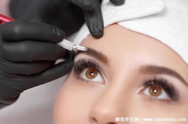 紋眉后的三大禁忌食物,忌碰水/揉摸/吃生冷辛辣食物(護理方式)-易網<a href=http://www.jsjjzhkt.cn/ target=_blank class=infotextkey>健康養生</a>網 紋眉后的三大禁忌食物,忌碰水/揉摸/吃生冷辛辣食物(護理方式)