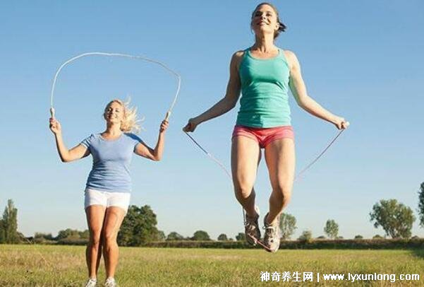 為什么千萬不要跳繩減肥，5類人不合適(附跳繩減肥減脂正確法)