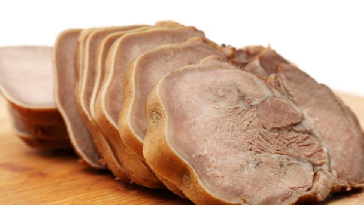 西芹汁可以減肥嗎?西芹汁有減肥的功效嗎?-易網<a href=http://www.jsjjzhkt.cn/ target=_blank class=infotextkey>健康養生</a>網 西芹汁可以減肥嗎?西芹汁有減肥的功效嗎?