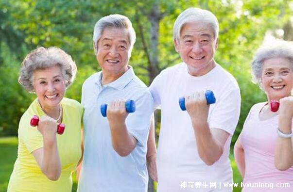 跑步一個月低密度膽固醇降低了，幫助很大(從4.9降到3.0)