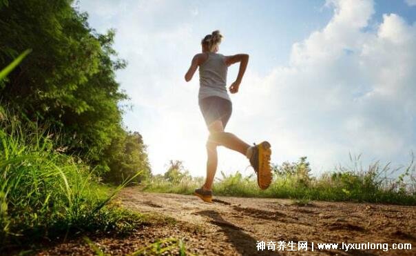 子宮腺肌癥最怕三種運動,千萬別劇烈跑步/倒立/拉伸-易網健康<a href=http://www.jsjjzhkt.cn/jkys/ target=_blank class=infotextkey>養生</a>網 子宮腺肌癥最怕三種運動,千萬別劇烈跑步/倒立/拉伸