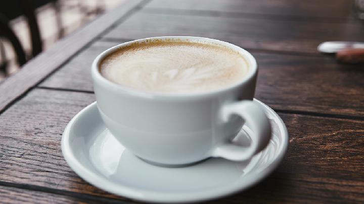 貼耳朵減肥有用嗎？什么是耳貼減肥？